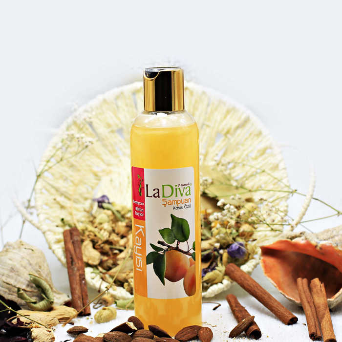 LaDiva Apricot Essence Shampoo 250ml.