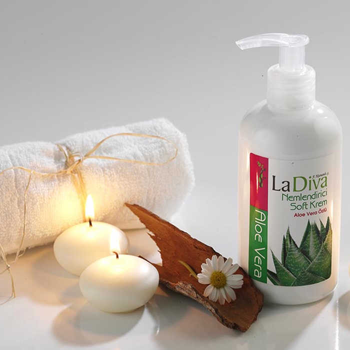 LaDiva Aloe Vera Care Cream 250ml.